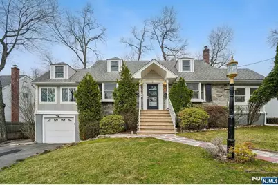 27 W Hartshorn Terrace, West Orange Township, NJ 07052 - Photo 1