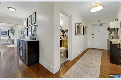 100 Palisade Avenue D45 #D45, Englewood, NJ 07631 - Photo 1