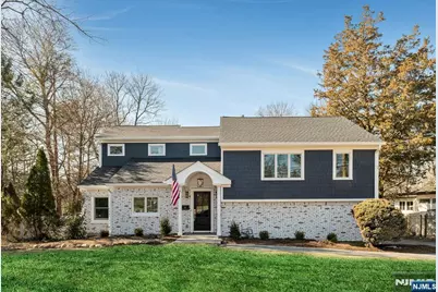35 Lloyd Road, Ho Ho Kus, NJ 07423 - Photo 1