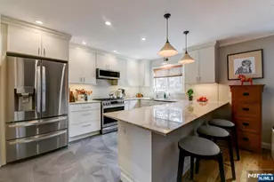 598 Sanderling Ct, Secaucus, NJ 07094 - Photo 1