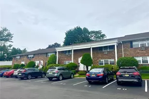 20 E Maple St, Teaneck Township, NJ 07666 - Photo 1