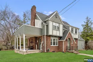157 Glenbrook Pkwy, Englewood, NJ 07631 - Photo 1