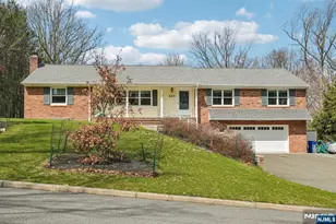 300 Briarwood Dr, Wyckoff Township, NJ 07481 - Photo 1