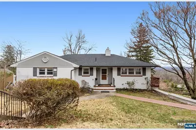 145 Highview Terrace, Hawthorne, NJ 07506 - Photo 1