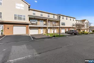 33 Ingraffia Dr, Elmwood Park, NJ 07407 - Photo 1