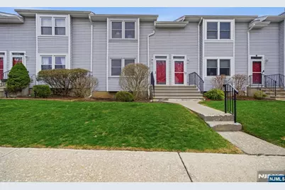 28 Village Drive 303 #303, Hamburg, NJ 07419 - Photo 1