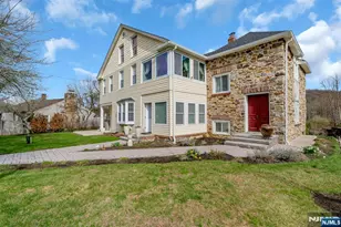 48 Willever Lake Rd, Oxford Township, NJ 07863 - Photo 1