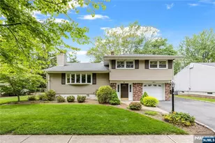 18 Dogwood Ct, Westwood, NJ 07675 - Photo 1