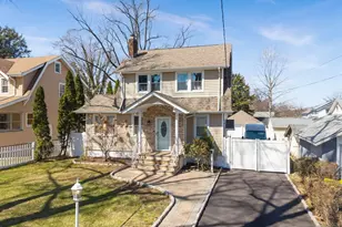 1172 Margaret St, Teaneck Township, NJ 07666 - Photo 1
