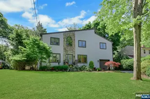 962 Pines Terrace, Franklin Lakes, NJ 07417 - Photo 1