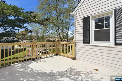 8 E Ridgewood Avenue, Paramus, NJ 07652 - Photo 8