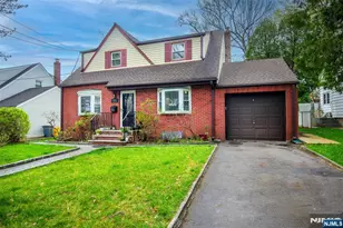 352 Billington Rd, Teaneck Township, NJ 07666 - Photo 1