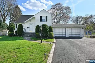 82 Arnot Pl, Paramus, NJ 07652 - Photo 1