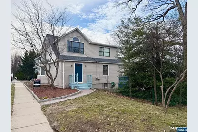 80 Roosevelt Avenue, Bergenfield, NJ 07621 - Photo 1
