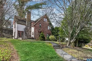 342 Hillcrest Rd, Ridgewood, NJ 07450 - Photo 1