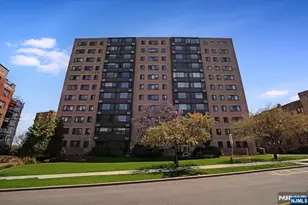 90 Prospect Ave 7A, Hackensack, NJ 07601 - Photo 1