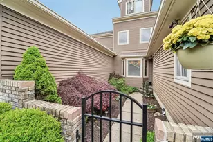 224 Westervelt Ln, Mahwah, NJ 07430 - Photo 1