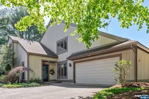 400C Bromley Pl 4003, Wyckoff Township, NJ 07481 - Photo 1