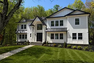 81 Eastbrook Dr, River Edge, NJ 07661 - Photo 1