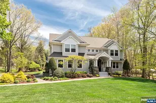 8 Mill Glen Ct, Upper Saddle River, NJ 07458 - Photo 1