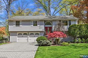 27 Pennsylvania Ave, Montvale, NJ 07645 - Photo 1