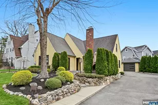 11 Ashton Pl, Glen Rock, NJ 07452 - Photo 1