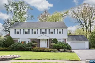 544 Hague Ct, Oradell, NJ 07649 - Photo 1