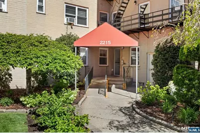 2215 N Central Road 4A #4A, Fort Lee, NJ 07024 - Photo 1
