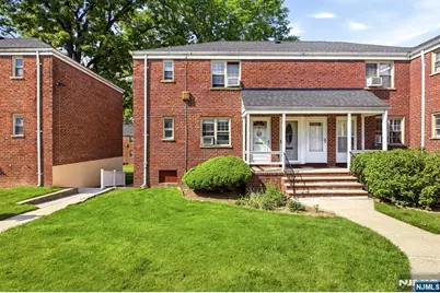 1241 Anderson 19 #19, Fort Lee, NJ 07024 - Photo 1