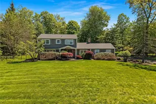 248 Wayfair Cir, Franklin Lakes, NJ 07417 - Photo 1