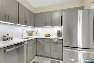 2000 Linwood 14 0, Fort Lee, NJ 07024 - Photo 1