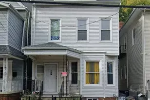 686 25th St, Paterson, NJ 07504 - Photo 1