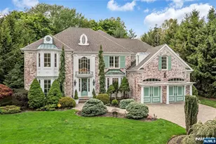 4 Hetzel Dr, Mahwah, NJ 07430 - Photo 1