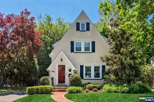 630 Wyndemere Ave, Ridgewood, NJ 07450 - Photo 1