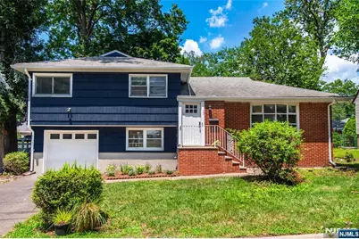 107 Highland Avenue, Bergenfield, NJ 07621 - Photo 1