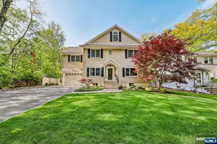 129 Woodland Ave, Ramsey, NJ 07446 - Photo 1
