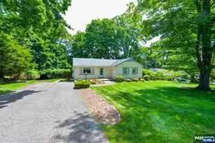 51 Charwalt Dr, Hawthorne, NJ 07506 - Photo 1