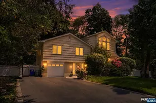 91 Greenbrook Pl, Park Ridge, NJ 07656 - Photo 1
