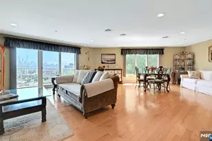 45 Legend Hills Dr, Edgewater, NJ 07020 - Photo 1