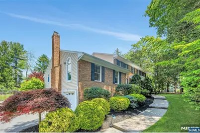 980 Briarwoods Road, Franklin Lakes, NJ 07417 - Photo 1