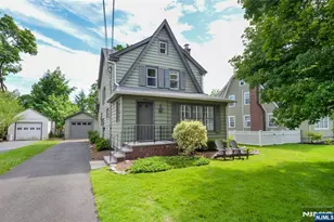 570 Shelton Rd, Ridgewood, NJ 07450 - Photo 1