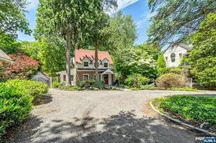 740 River Rd, Teaneck Township, NJ 07666 - Photo 1