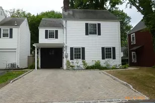 5 Aberdeen Pl, Fair Lawn, NJ 07410 - Photo 1