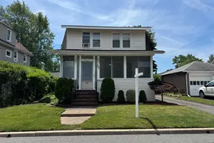28 Van Houten St, Bergenfield, NJ 07621 - Photo 1