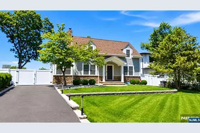 307 Farview Avenue, Paramus, NJ 07652 - Photo 1