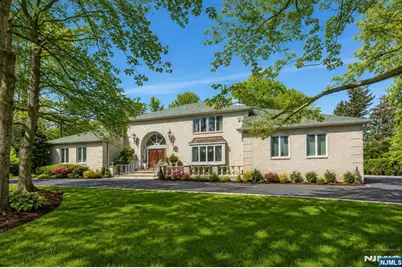 510 Hampton Hill Road, Franklin Lakes, NJ 07417 - Photo 1