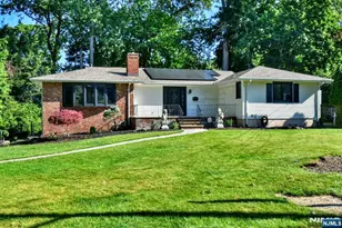 43 Overlook Ct, Ramsey, NJ 07446 - Photo 1