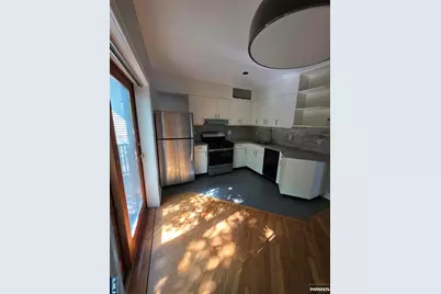 30 Hudson Terrace B #B, Edgewater, NJ 07020 - Photo 1