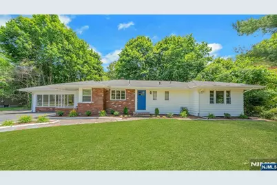 403 Oakland Avenue, Oakland, NJ 07436 - Photo 1
