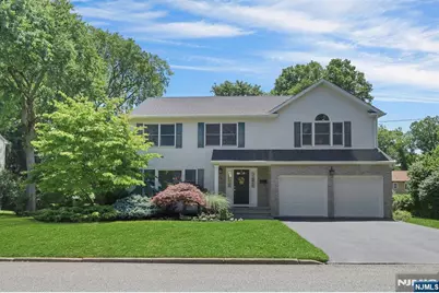 25 Hollywood Avenue, Emerson, NJ 07630 - Photo 1